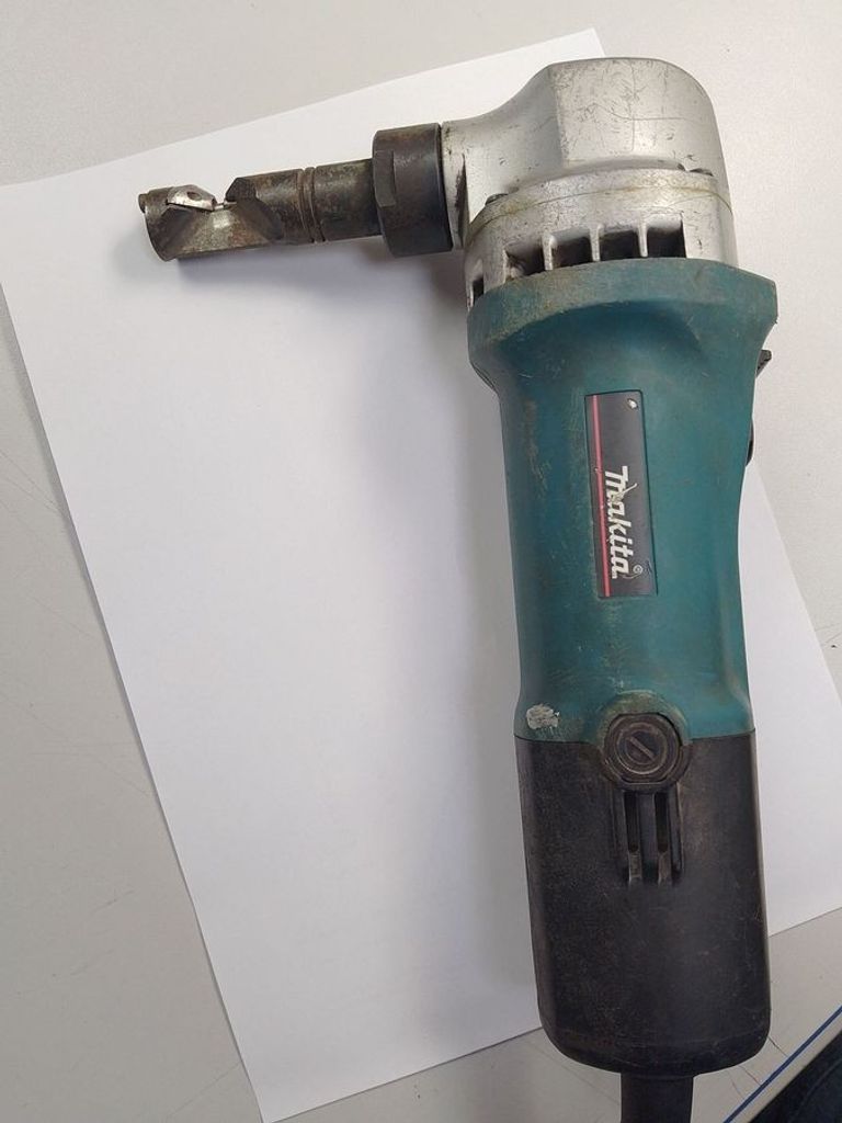 Купити Makita JN1601 Б/У