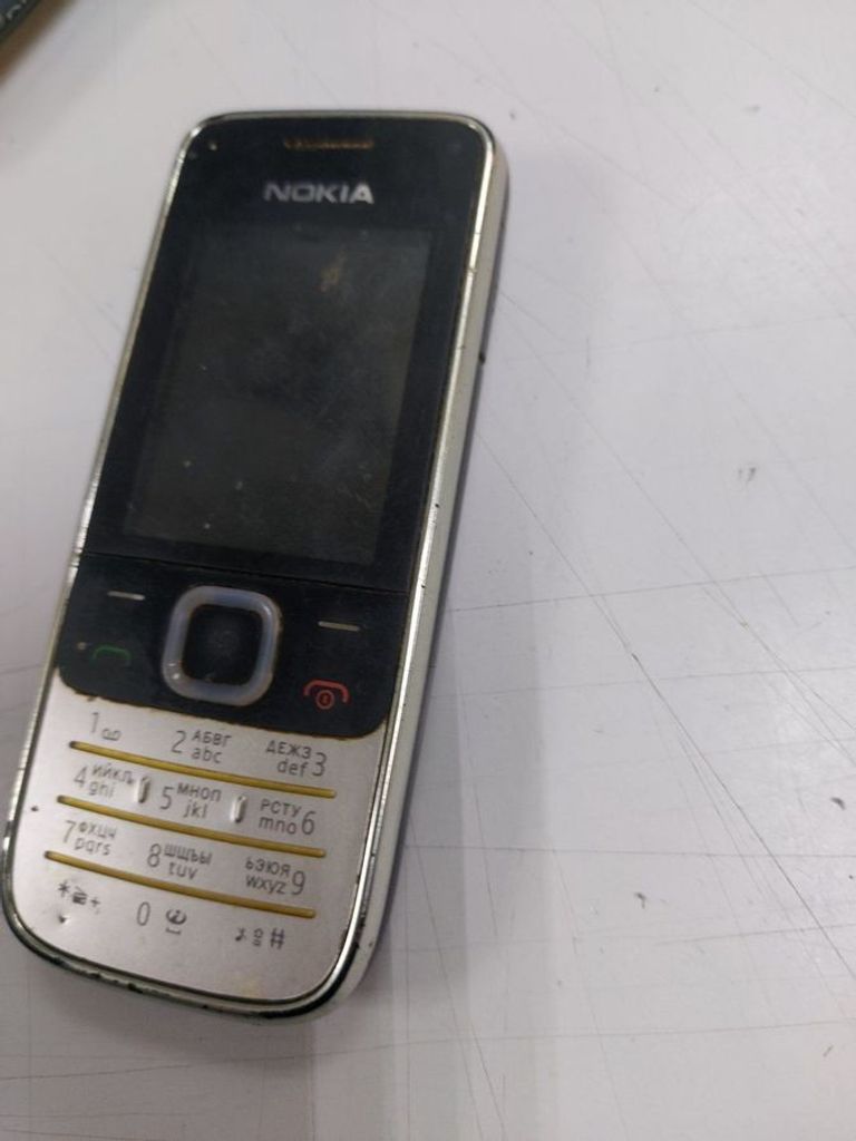 Дешиво Nokia 2730 classic с ломбарда