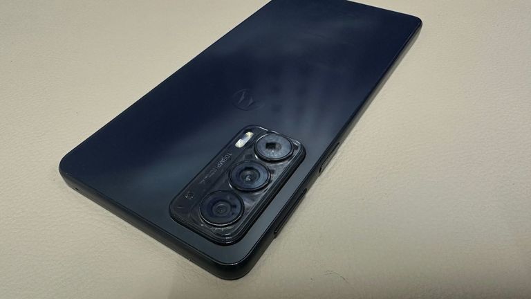 Motorola edge 20 8/128gb Код:01-200842267. Изображение 9