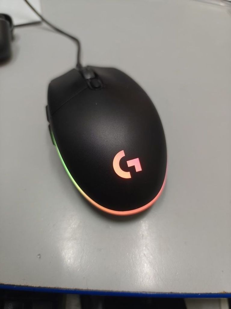 Дешево Logitech g102 lightsync з ломбарду