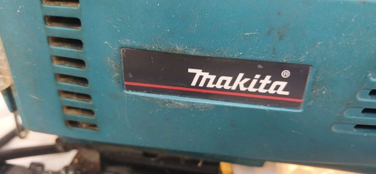 Оголошення Makita 4323 Б/У