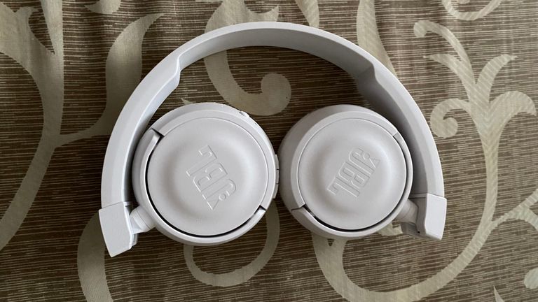 Купить JBL Tune 450BT Б/У