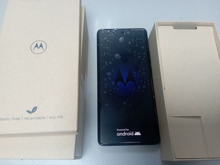 Купить Motorola edge 40 8/256gb Б/У