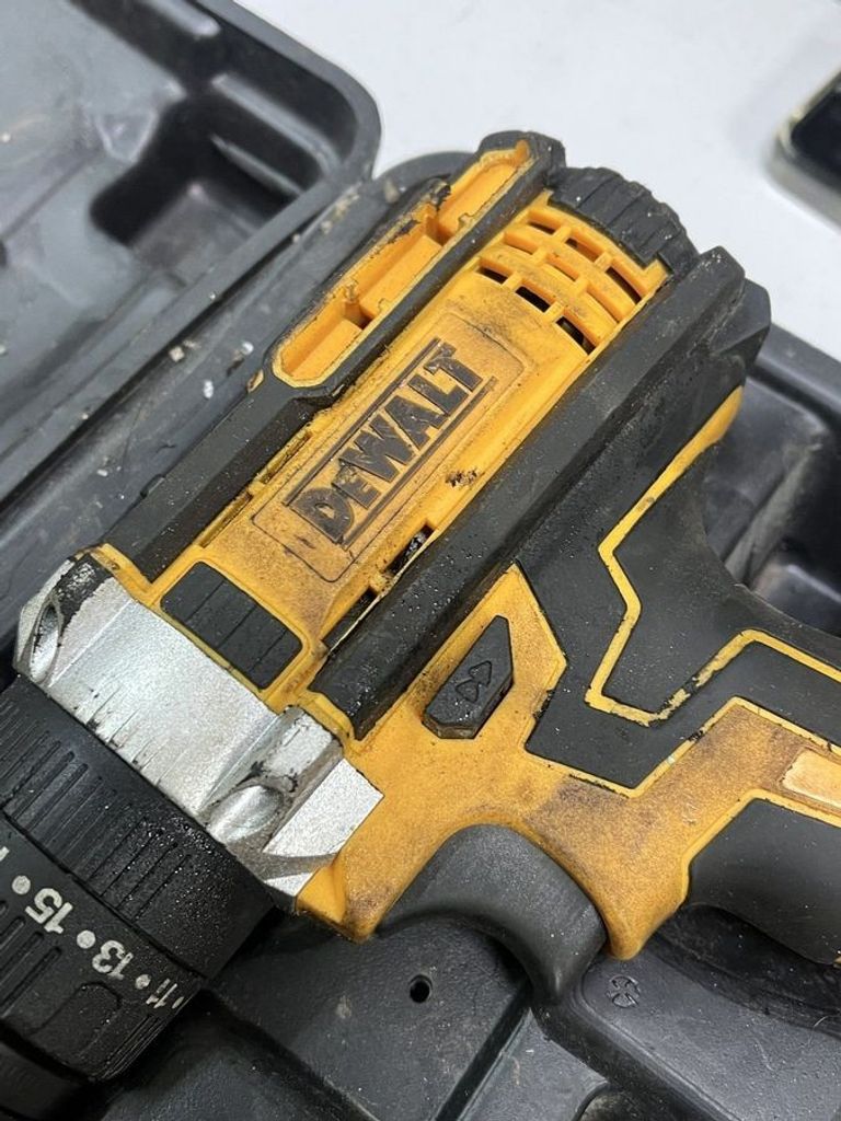 Оголошення Dewalt Копія dcd791 1акб 2ah зп Б/У