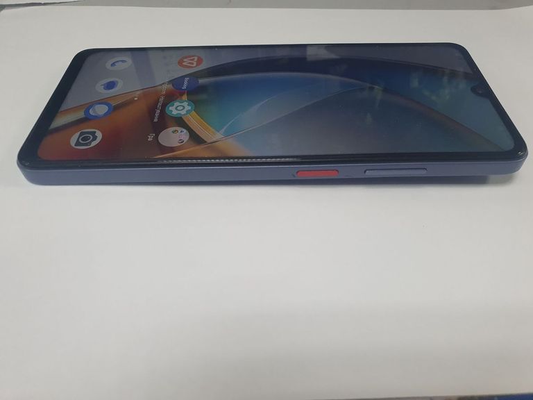 Розпродаж Zte Nubia V70 Max 6/128GB Gray, продавець Техноскарб