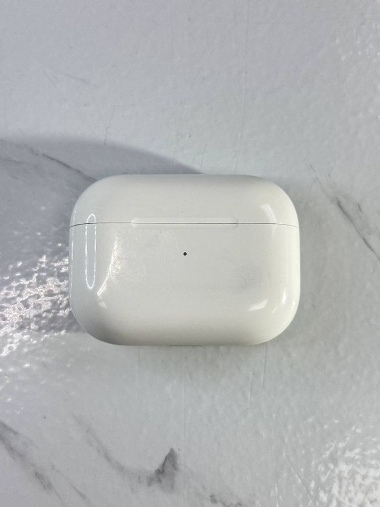 Оголошення Apple airpods pro 2nd generation with magsafe charging case usb-c Б/У