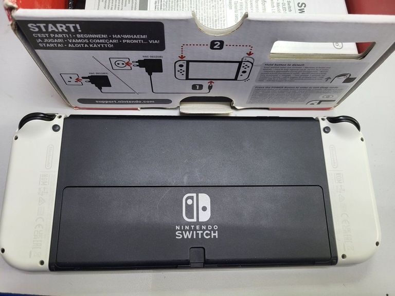Дешево Nintendo switch oled з ломбарду