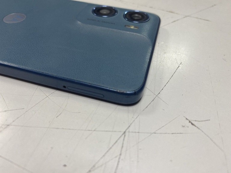 Дешево Motorola moto g06 4g 4/256gb з ломбарду