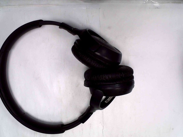 Дешиво Jbl tune 520bt с ломбарда