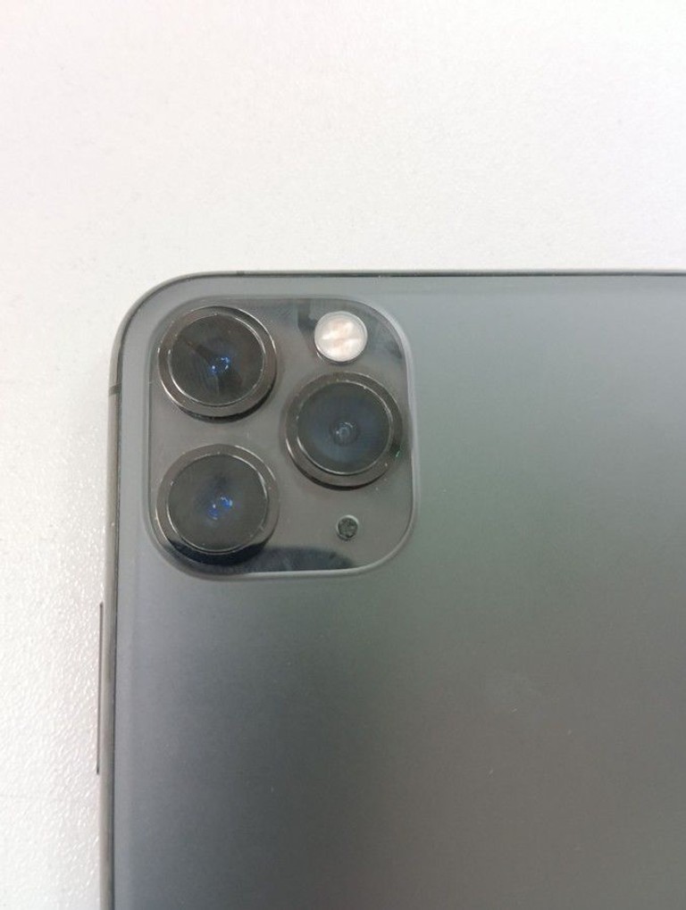 Дешево Apple iphone 11 pro max 64gb з ломбарду