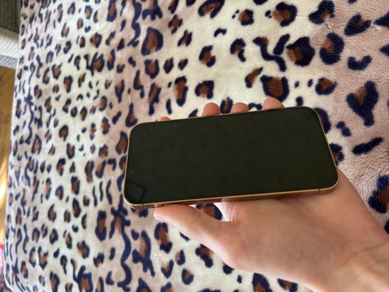 Оголошення Apple iPhone 13 Pro 128GB Gold (MLVC3) Б/У