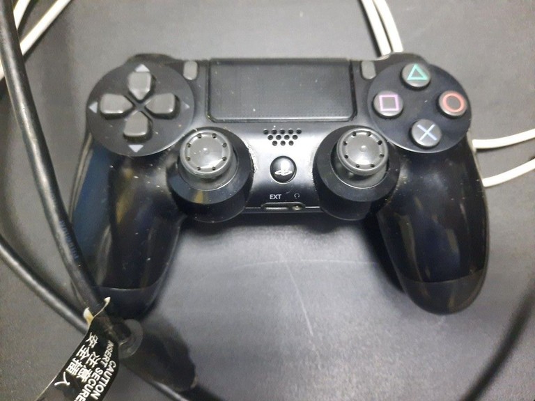Дешиво Sony playstation 4 pro 1tb с ломбарда
