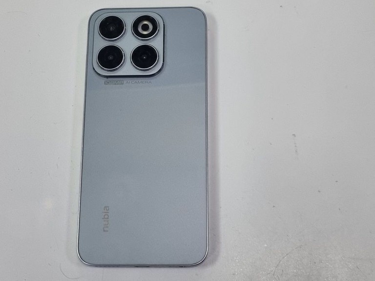 Zte Nubia V70 8/256GB Gray Код:01-200947137. Изображение 7