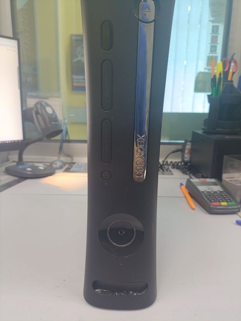 Дешево Microsoft xbox360 120gb з ломбарду
