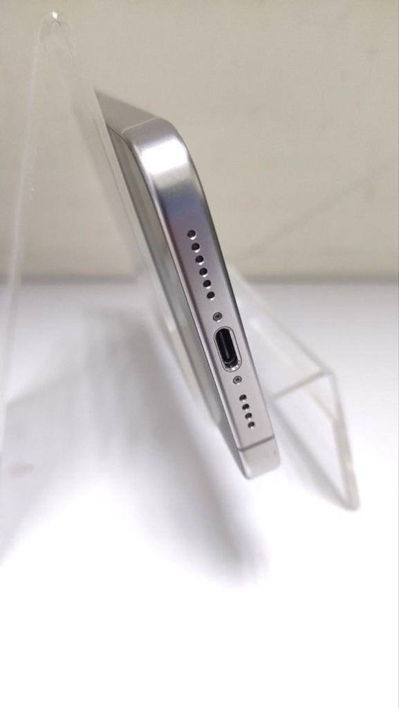 Apple iphone 15 pro max 256gb Код:01-200956970. Изображение 12