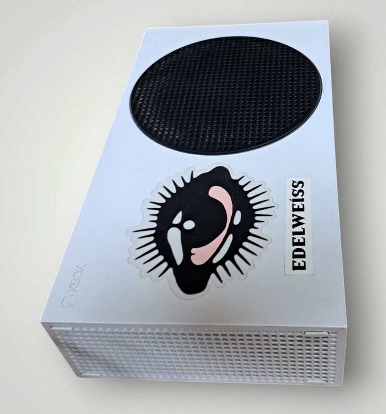 Дешиво Microsoft xbox series s 1 tb с ломбарда