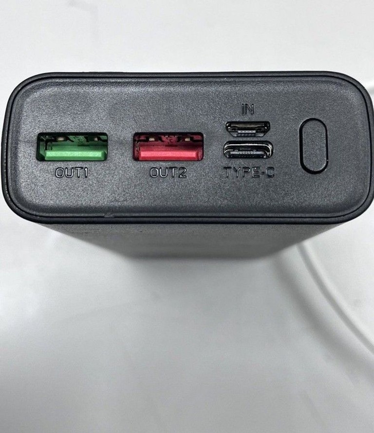 Дешиво Wst op727s pd22.5w+qc3.0 20000mah с ломбарда