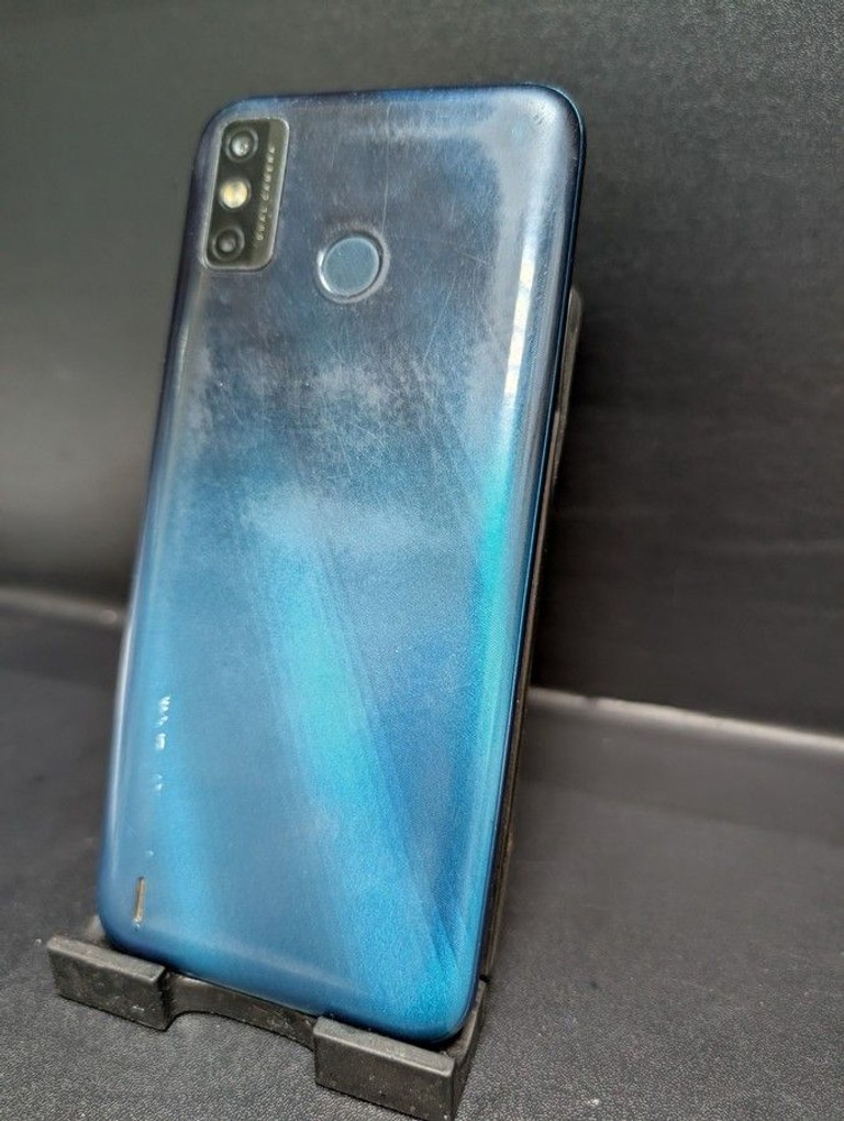Купити Tecno spark 6 go ke5j 3/64gb Б/У