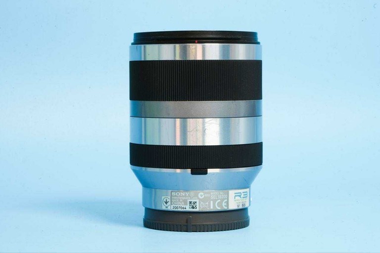 Sony 18-200mm f/3.5-6.3 OSS Код:null. Изображение 4