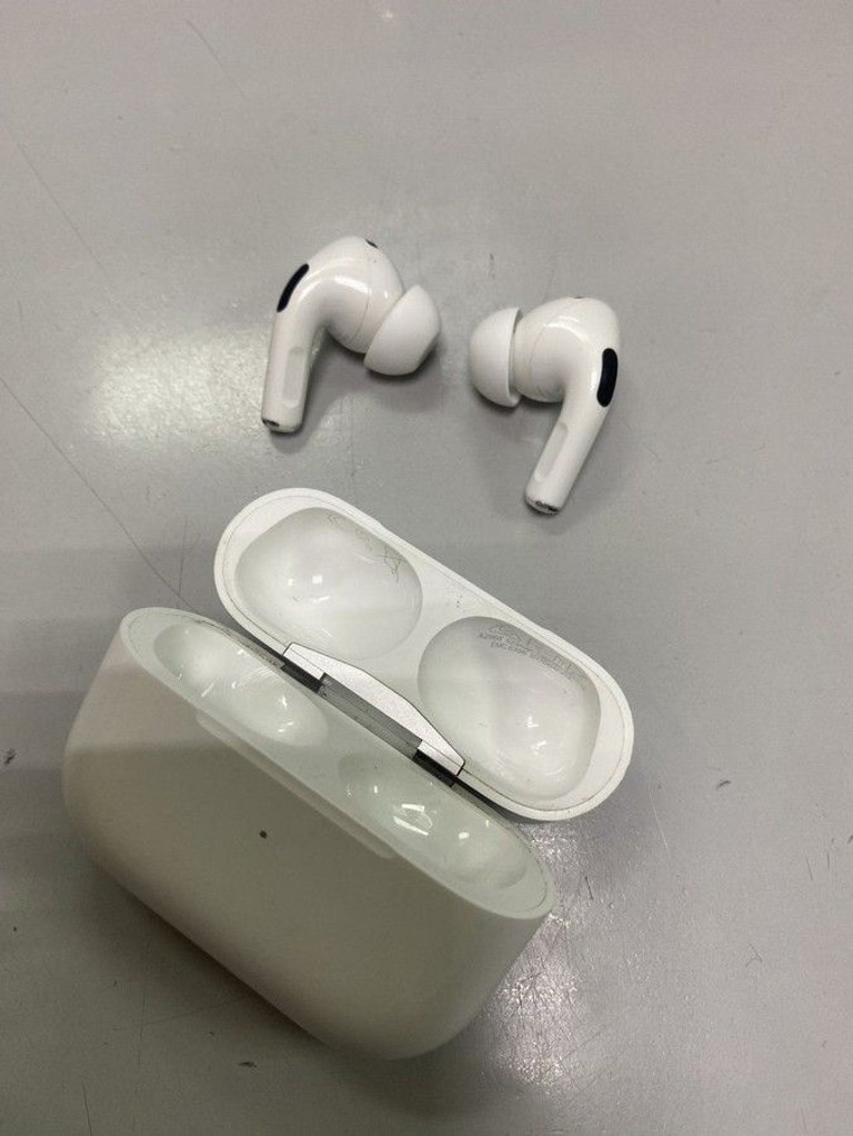Объявление Apple airpods pro 2nd generation with magsafe charging case usb-c Б/У