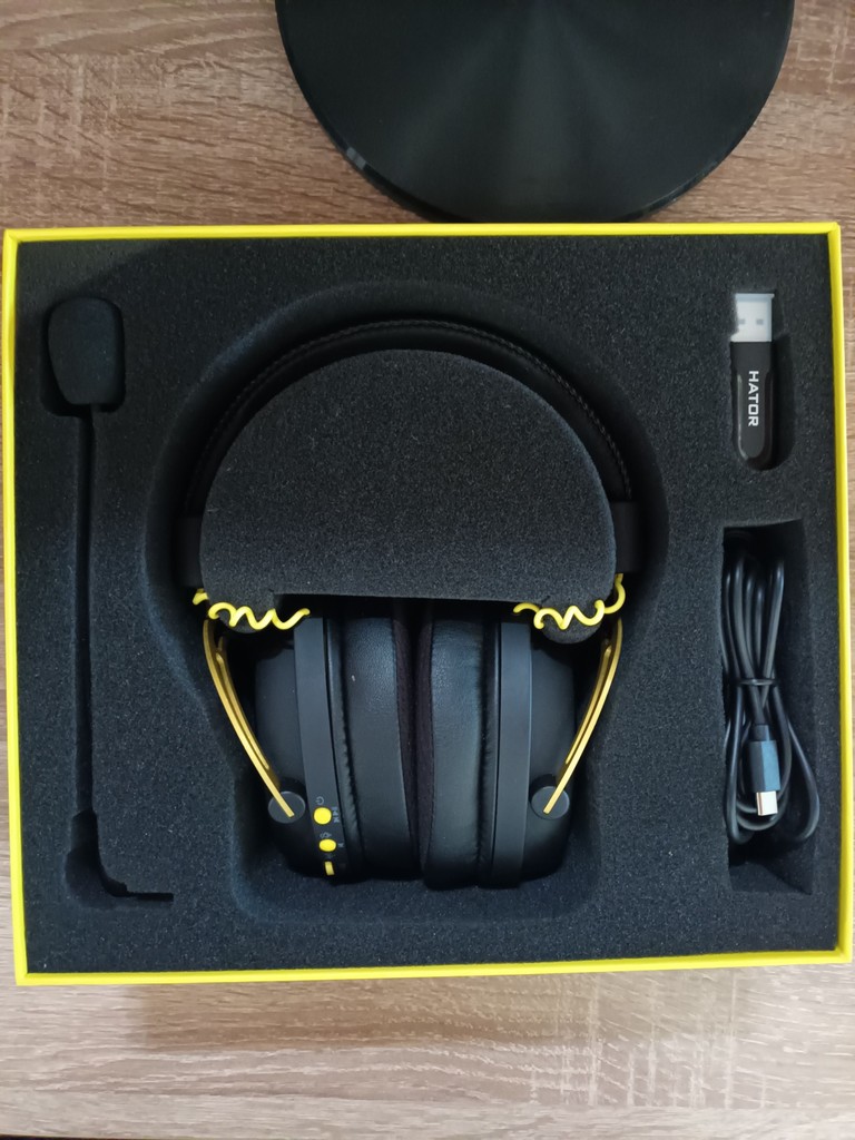 Дешево Hator hypergang 2 wireless tri-mode з ломбарду