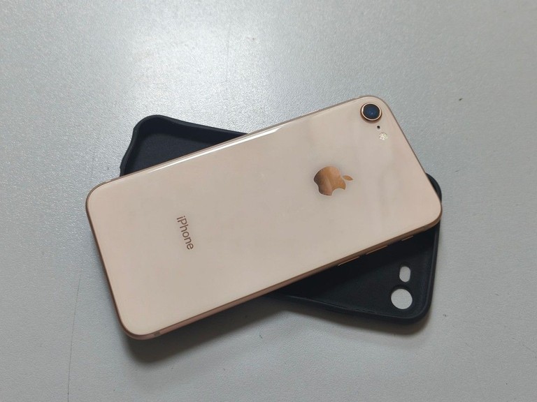 Apple iphone 8 64gb Код:01-200994986. Зображення 7