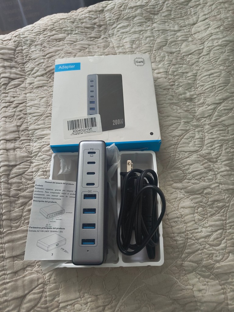 Купити Adapter USB C 200 Вт GaN 8 в 1 Б/У