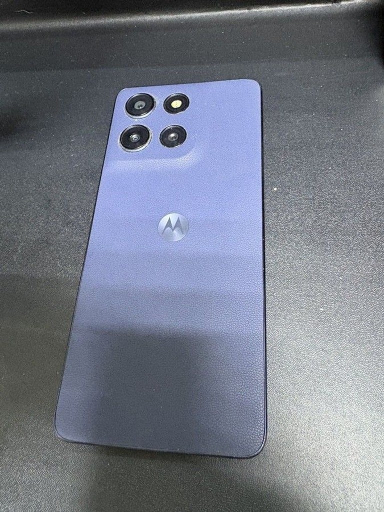 Дешево Motorola moto g86 5g 8/256gb з ломбарду