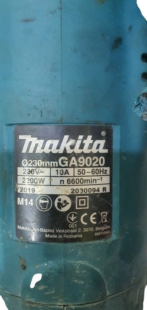 Дешево Makita GA9020 з ломбарду