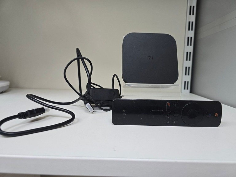 Купити Xiaomi mi tv box s mdz-22-ab Б/У