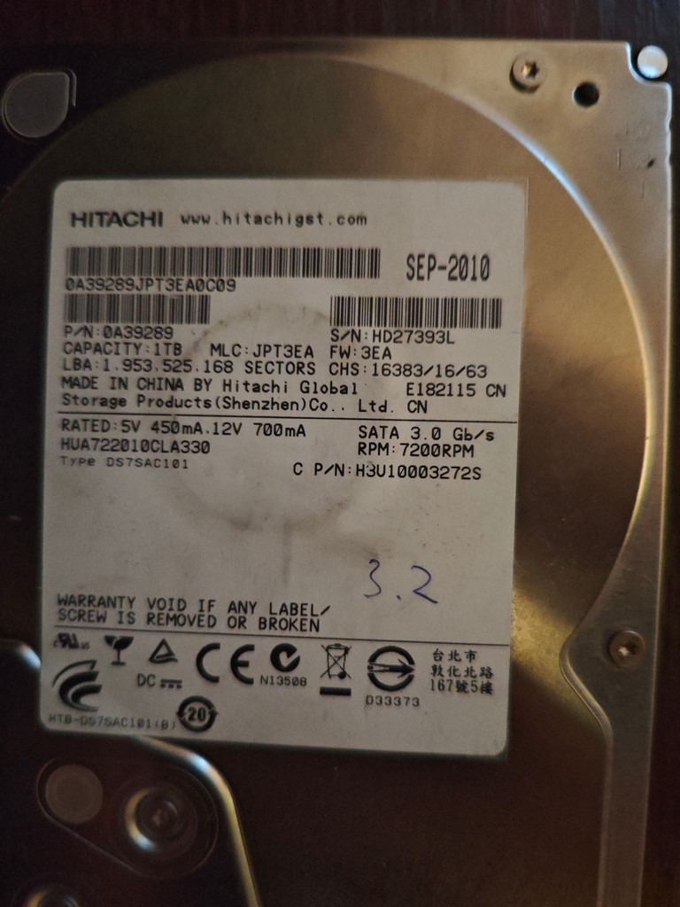 Купить Hitachi, Seagate Б/У
