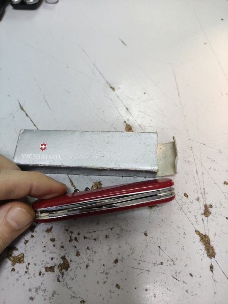 Оголошення Victorinox spartan 1.3603 Б/У