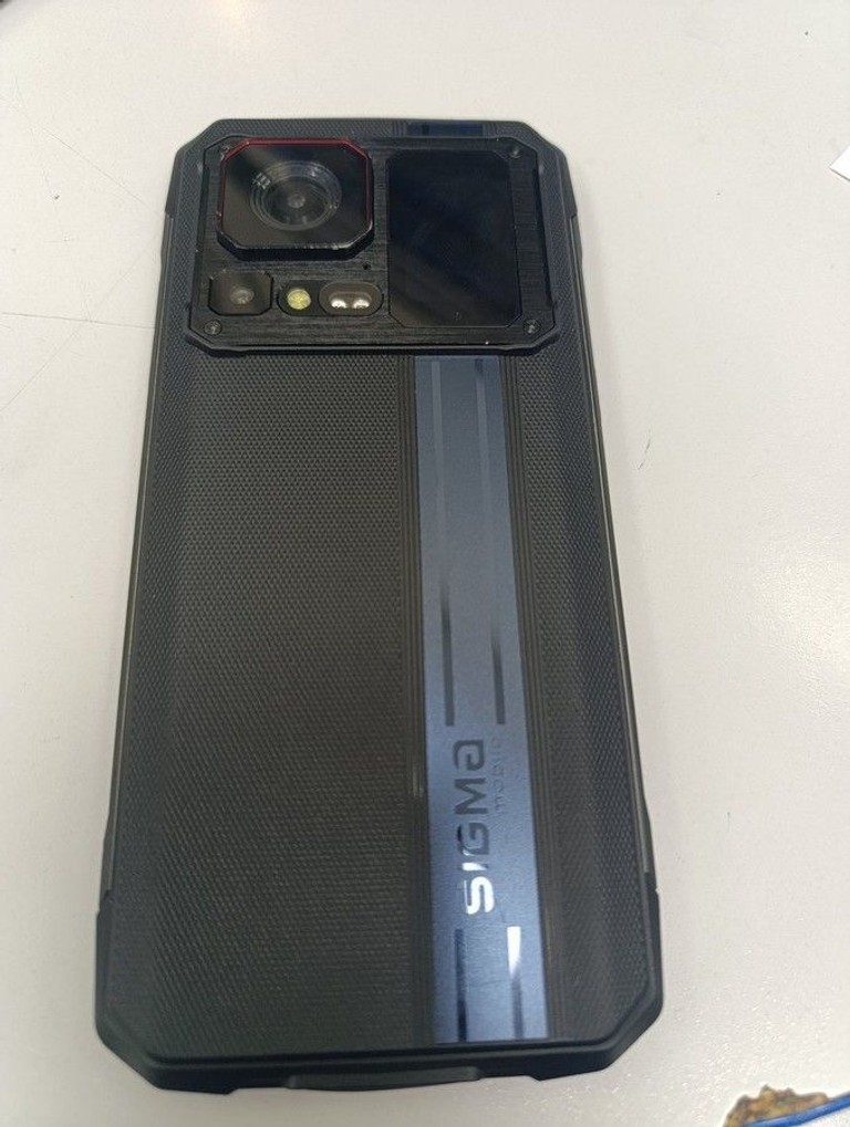 Дешево Sigma x-treme pq58 12/256gb з ломбарду