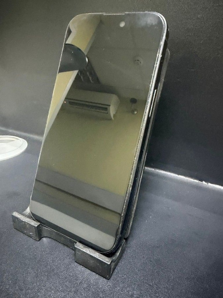 Apple iPhone 15 128GB Green Код:01-201074861. Зображення 5