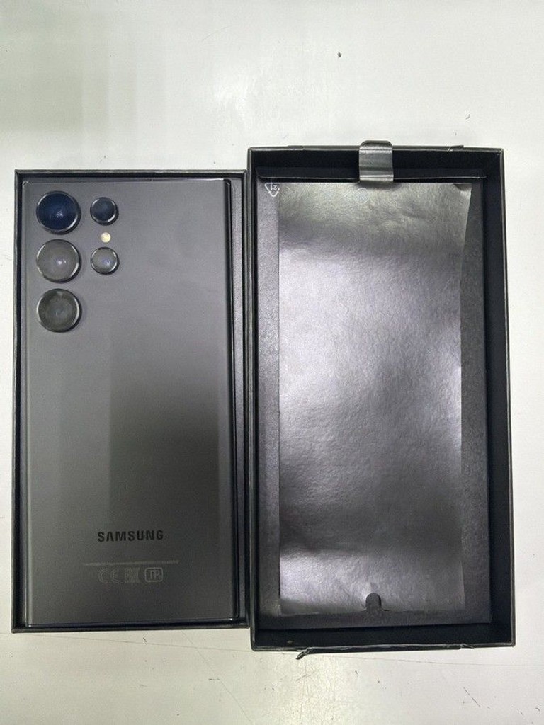 Купить Samsung galaxy s23 ultra sm-s918b 12/256gb Б/У