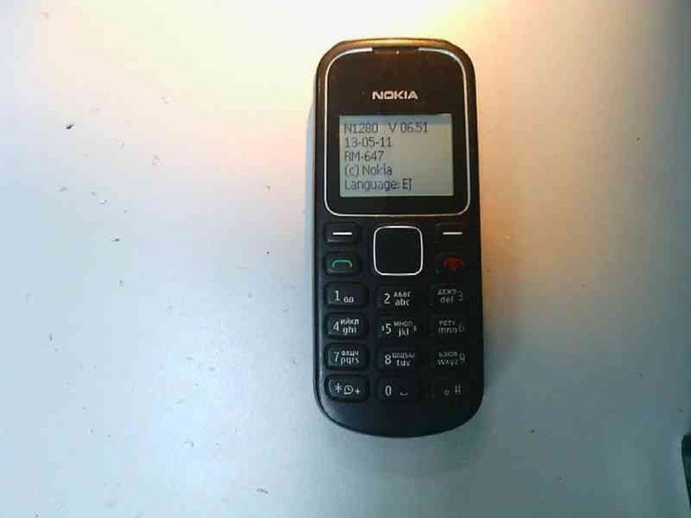 Купити Nokia 1280 Б/У