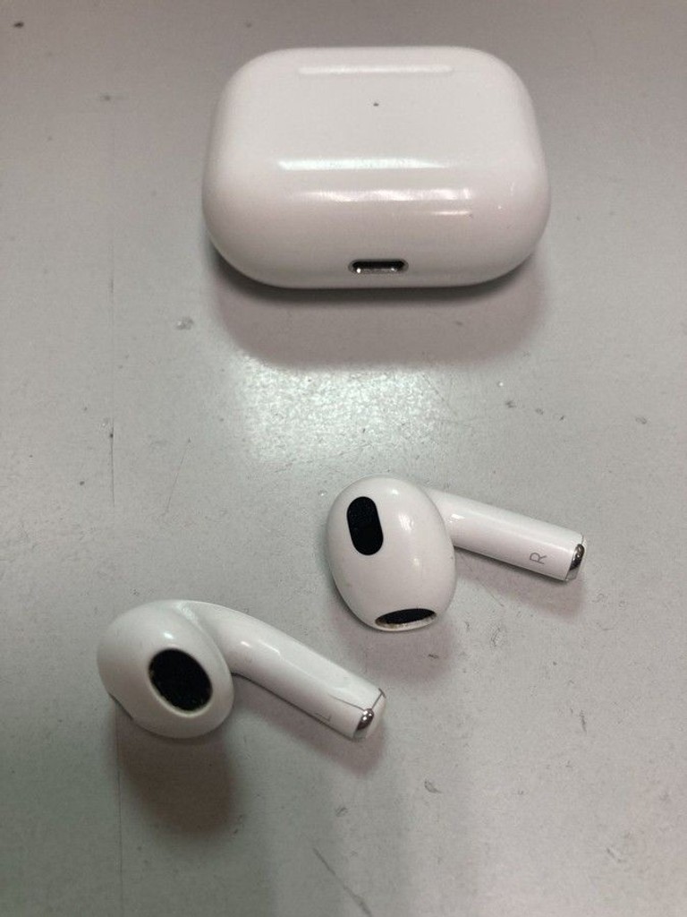 Оголошення Apple airpods 3rd generation Б/У