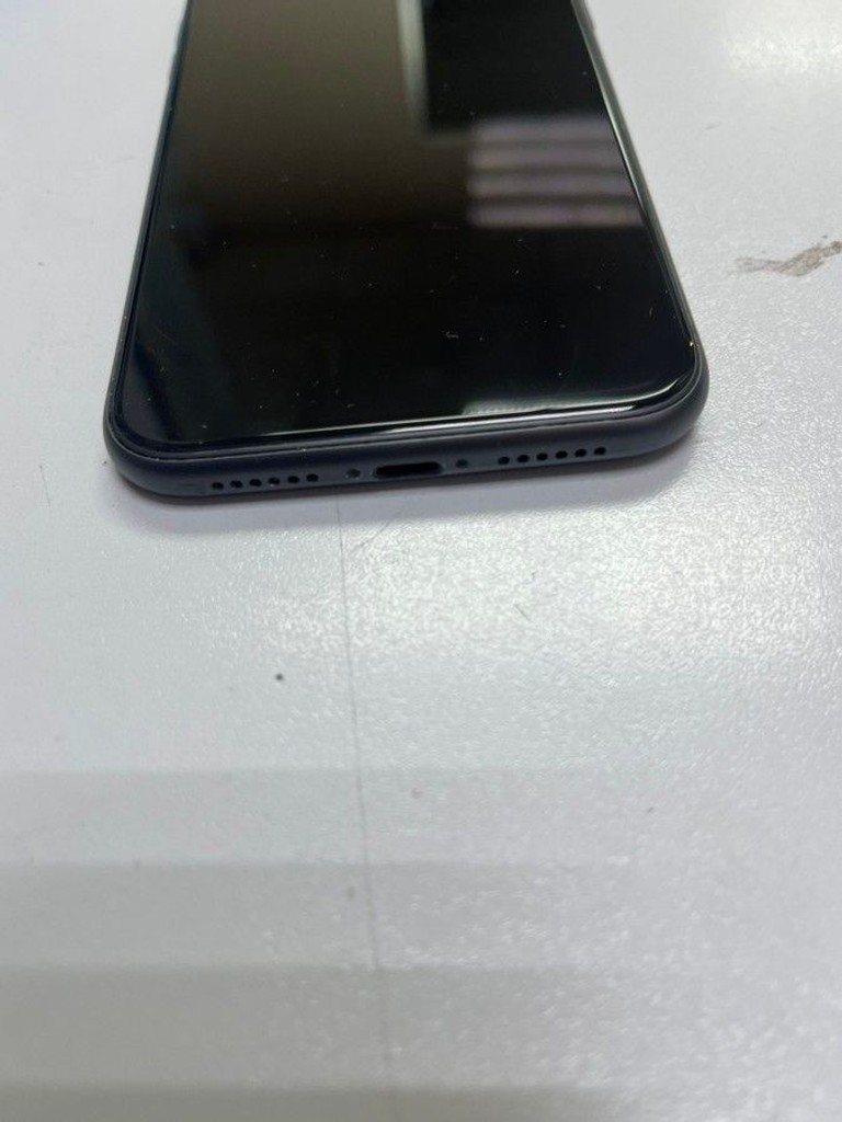 Apple iphone 11 64gb Код:01-201096449. Зображення 5