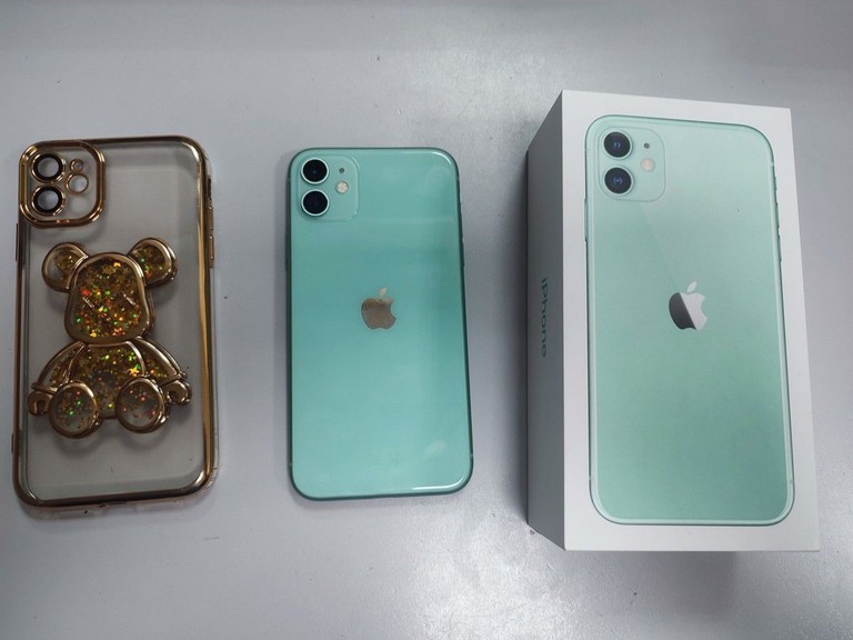 Apple iphone 11 64gb Код:01-201126412. Зображення 6