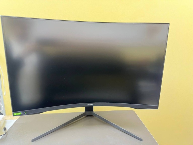 Купить Samsung odyssey g7 c32g75tq Б/У