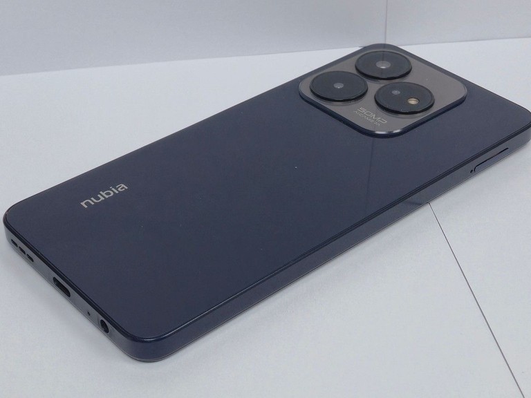 Zte Nubia V60 Design 6/256GB Purple Код:01-201154957. Зображення 9