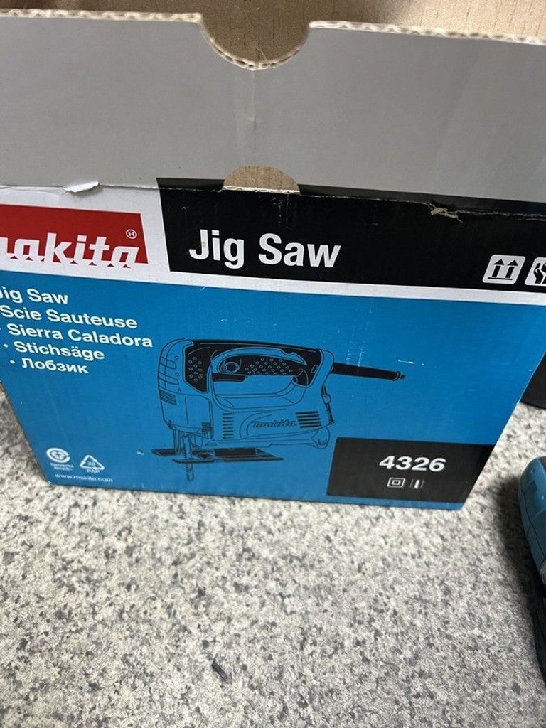 Купити Makita 4326 Б/У