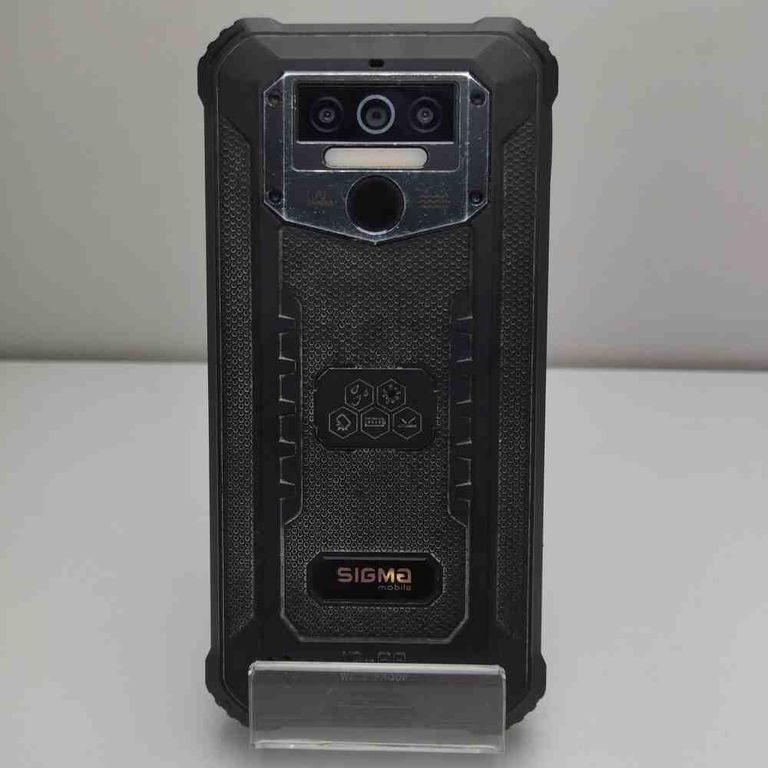 Дешево Sigma mobile X-treme PQ38 Black з ломбарду