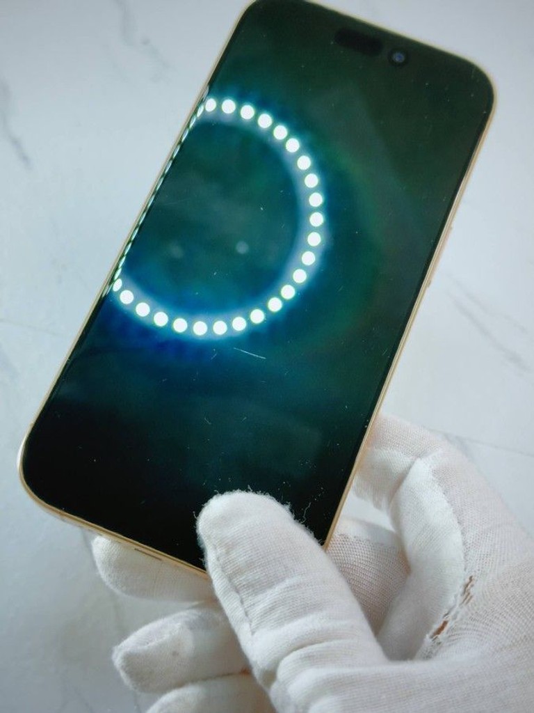 Apple iphone 16 pro 128gb Код:01-201177953. Изображение 7