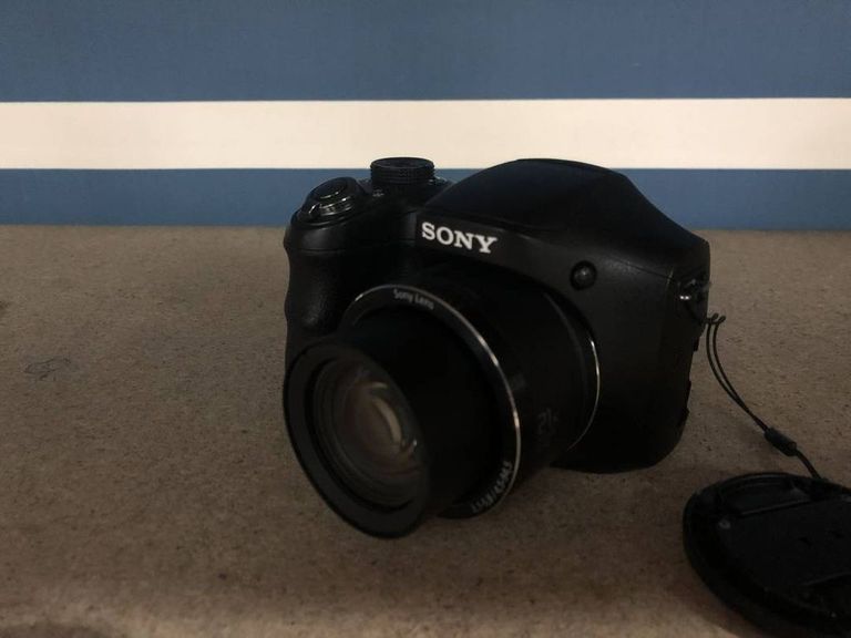 Дешево Sony dsc-h100 з ломбарду