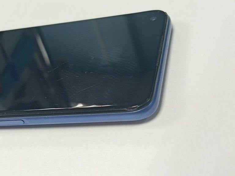 Дешево Realme 6 rmx2001 4/128gb з ломбарду