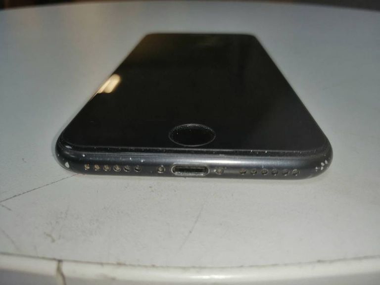 Розпродаж Apple iphone 7 32gb, продавець Техноскарб