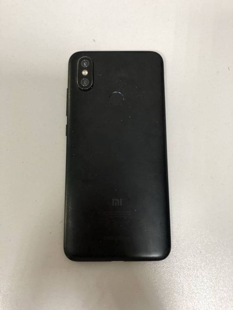 Розпродаж Xiaomi Mi A2 4/64GB Black, продавець Техноскарб