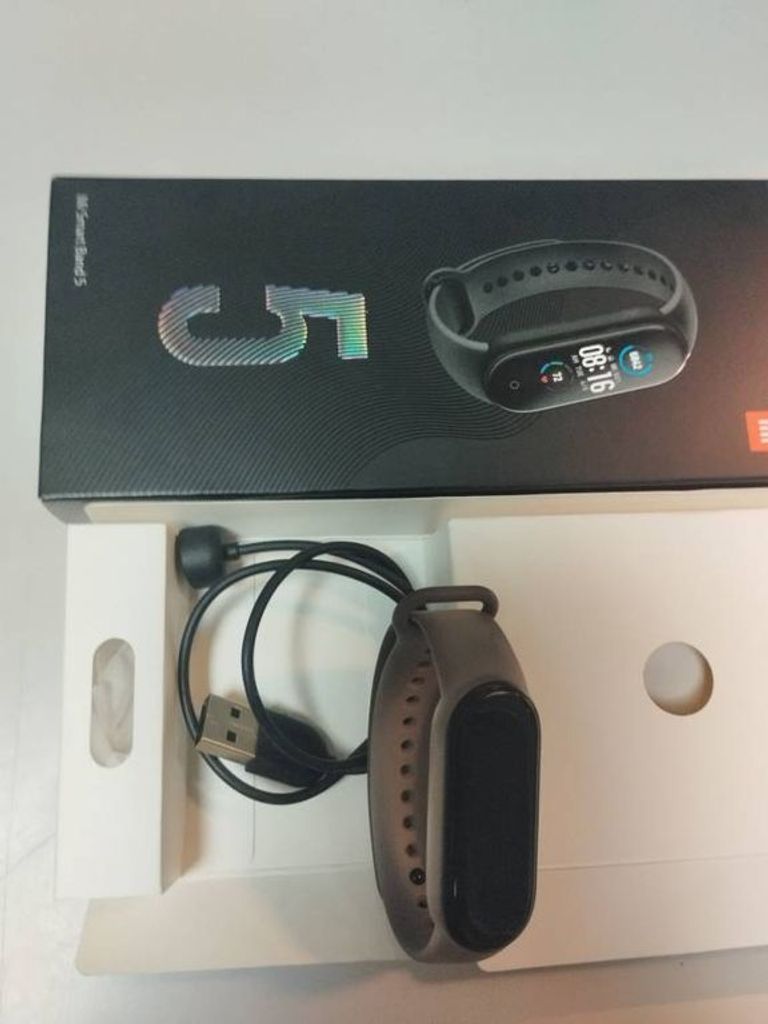 Дешево Xiaomi mi smart band 5 з ломбарду