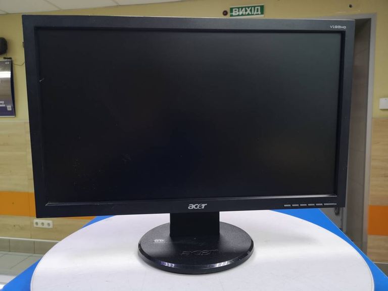 Acer v193hq